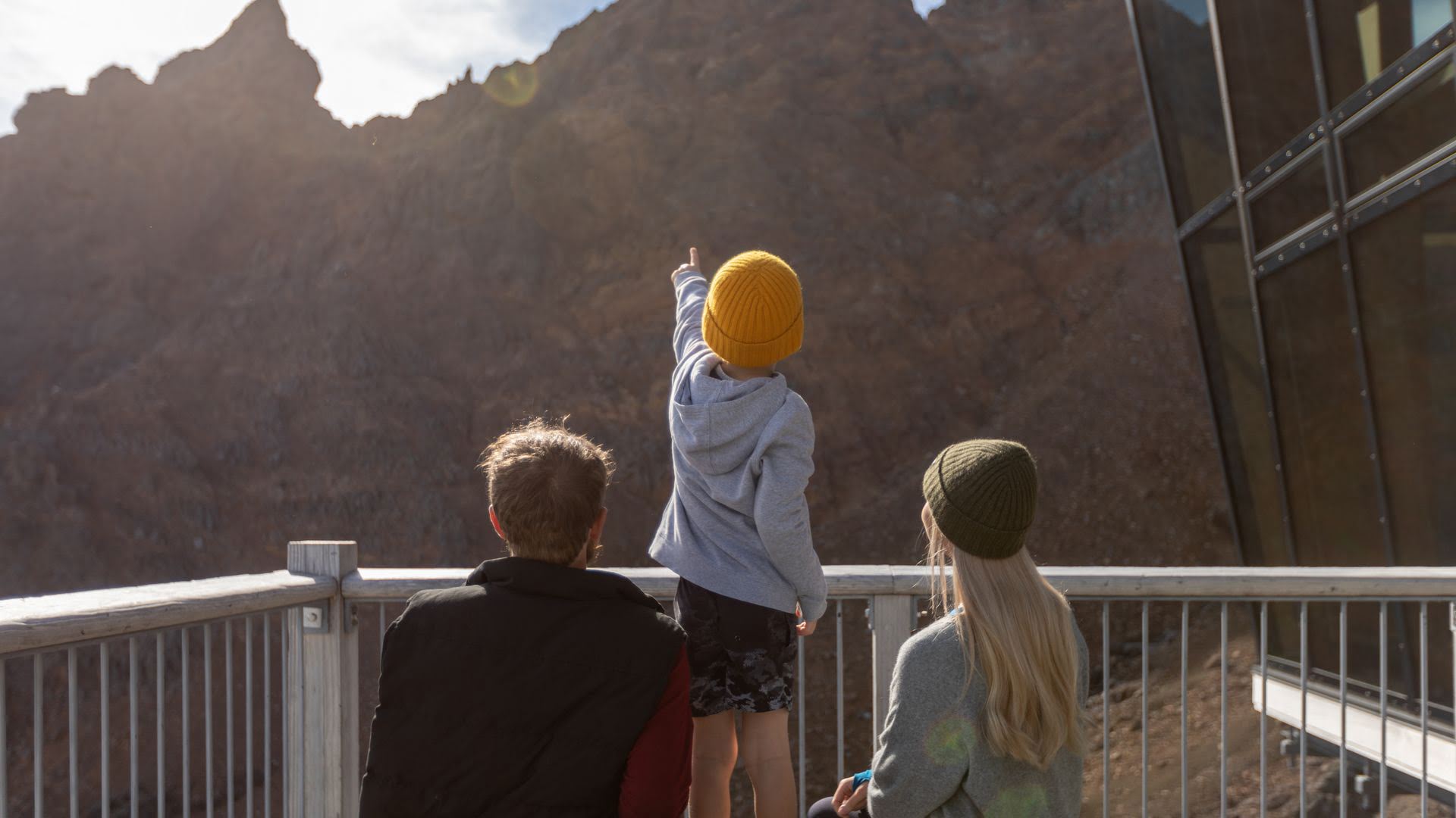 Family dining outdoors on Mt Ruapehu admiring the pinnacles at Whakapapa.jpg