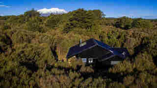 Ariel view of Night Sky Cottage - Visit Ruapehu.jpg