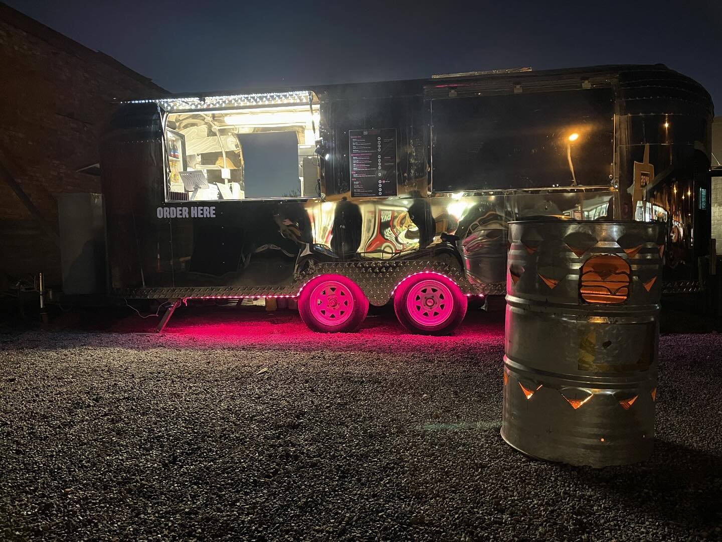 Big Mountain Burgers Outside - Visit Ruapehu.jpg