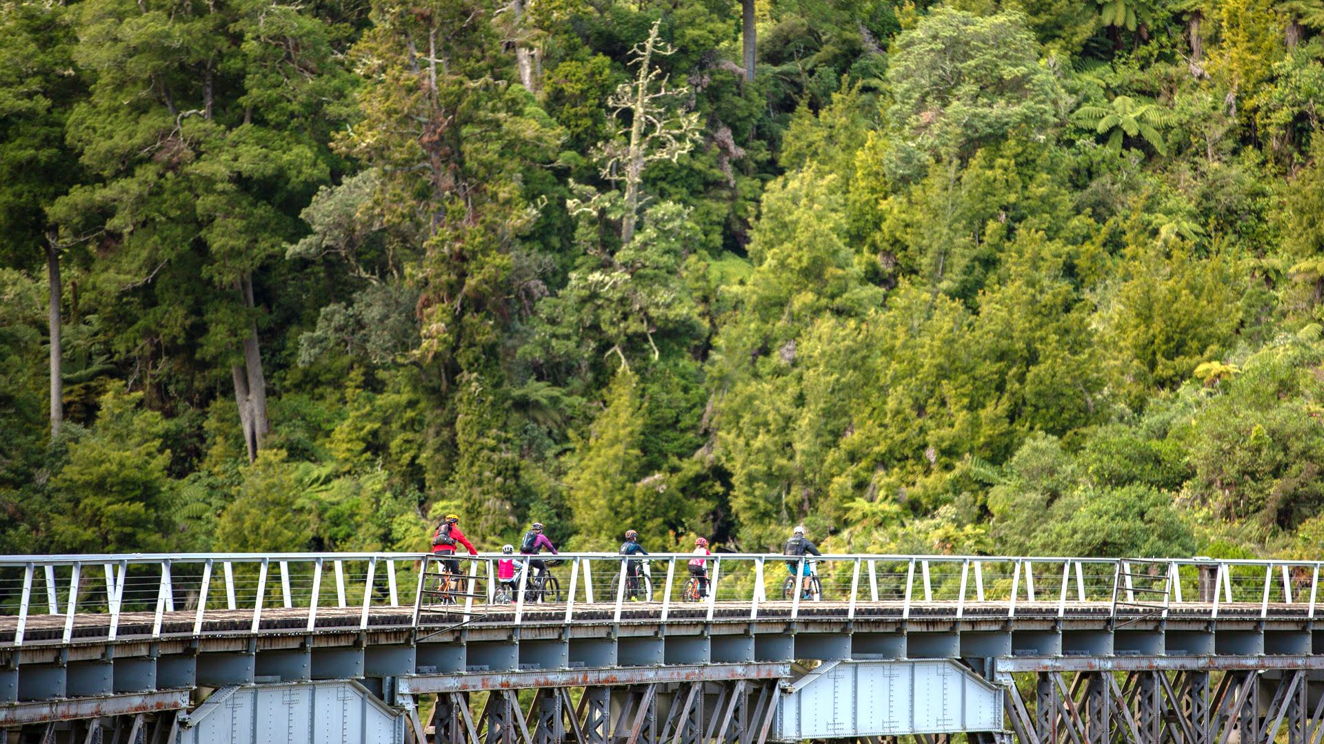 Family on the Hapuawhenua Viaduct Ohakune Old Coach Road - Visit Ruapehu.jpg