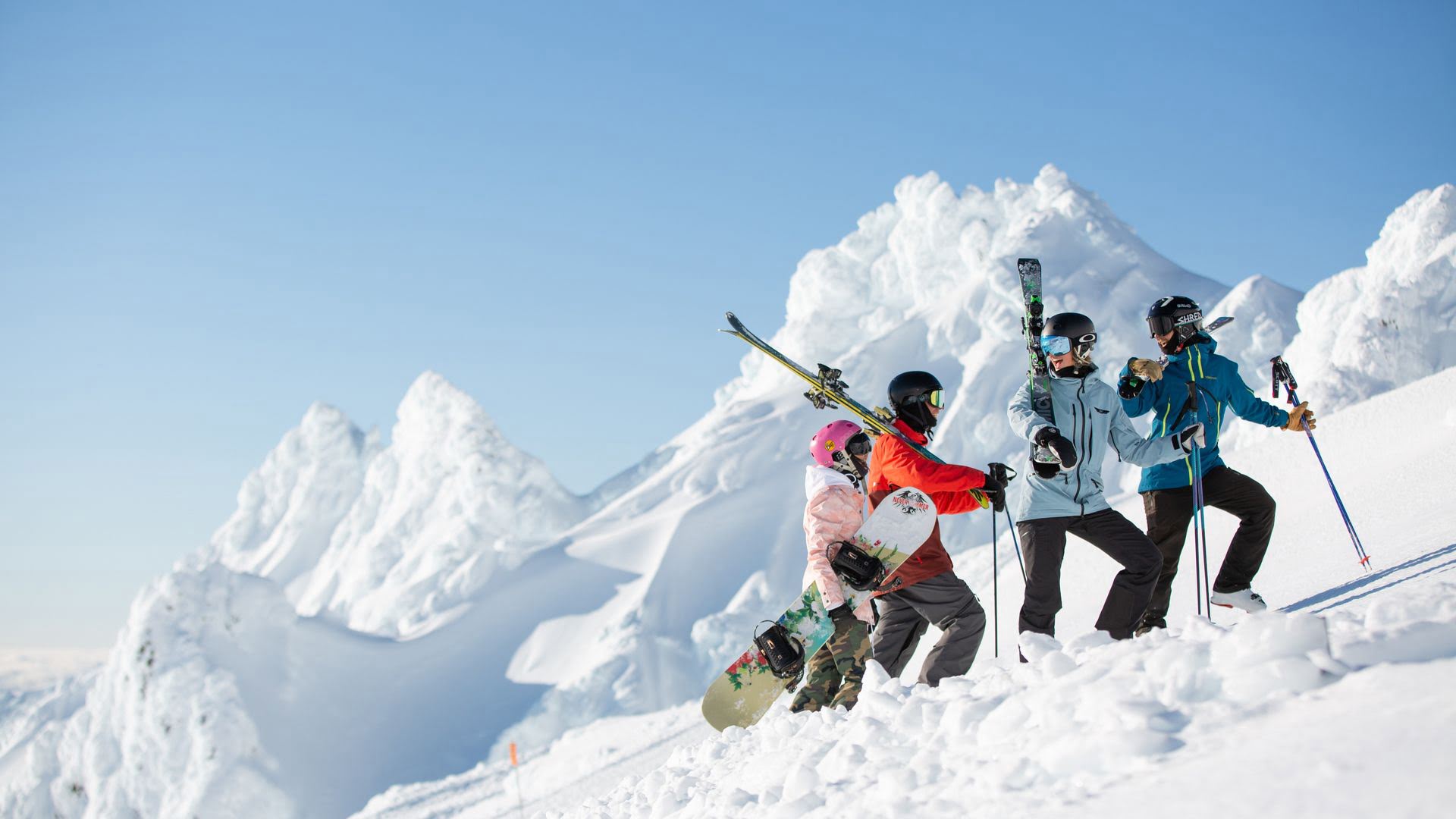 Friends hiking in front of The Pinnacles - Visit Ruapehu.jpg