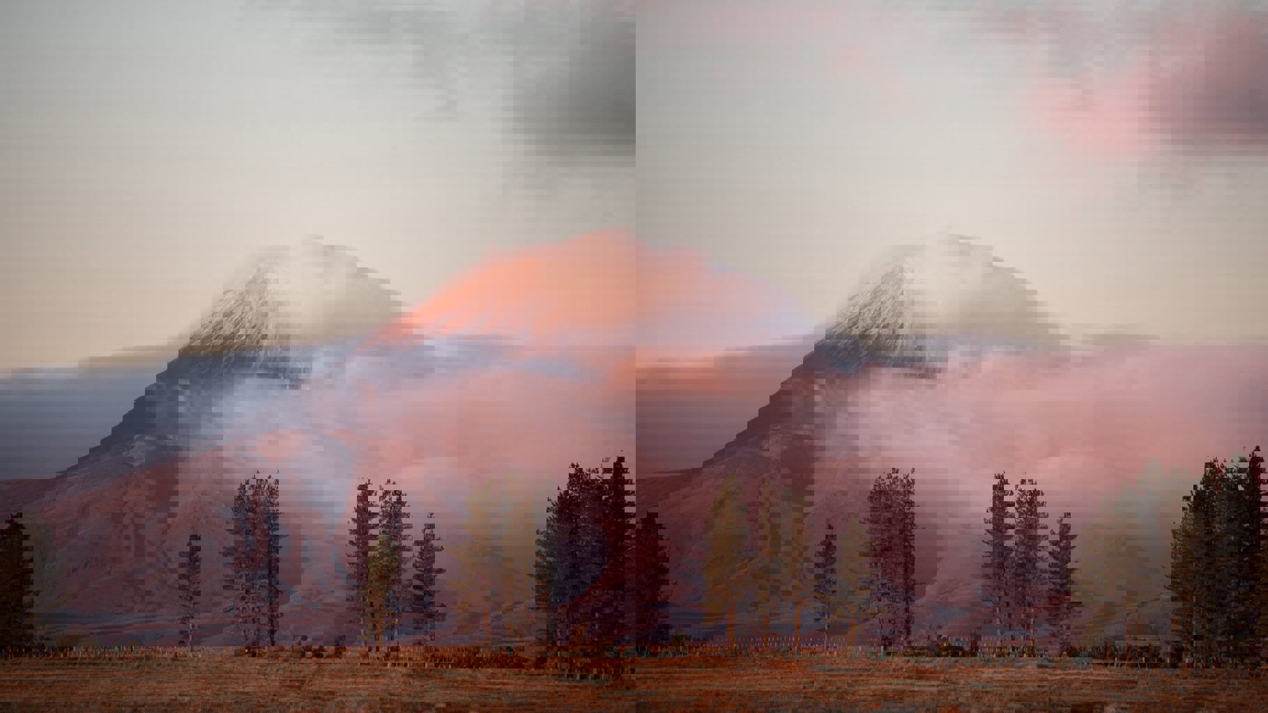 Martyn Davies Panorama Of Mt Ngauruhoe HB - Visit Ruapehu